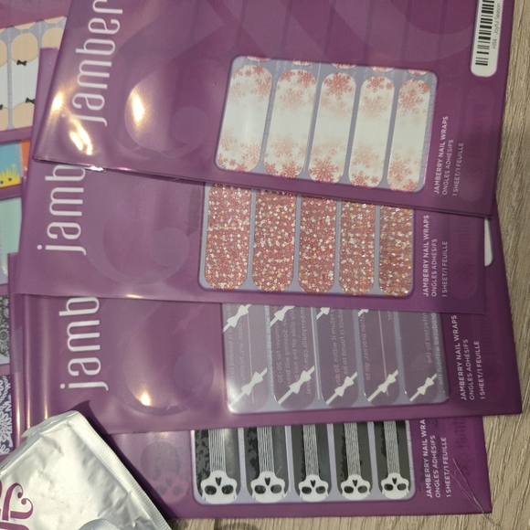 Jamberry Bundle Heater Nail Wraps Carrying Pouch Manicure Set NIB Rare - Picture 4 of 6